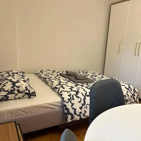 Klimatyczne Gniazdko Przy Rynku Apartment