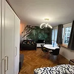 Klimatyczne Gniazdko Przy Rynku Апартаменты