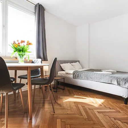 Apartment Klimatyczne Gniazdko Przy Rynku *